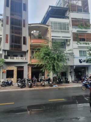 estate img